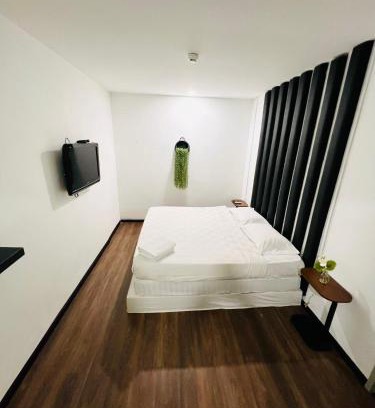 Malacca City Hotel | V Hotel Melaka (Near Jonker Street)