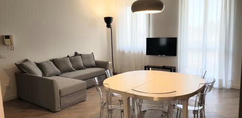 Trecate Apartamento | V12 Apartments - Trecate