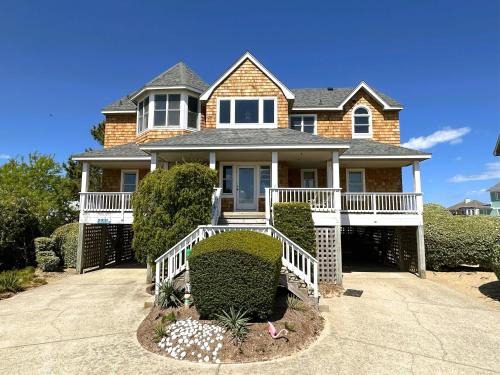 Ocean Hill Casa | V1233- Easton's Beach
