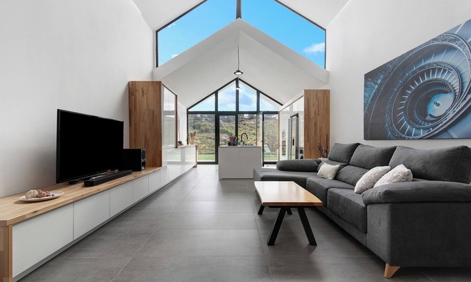 La Solana Villa | Casa de vacaciones "Enora" con vistas a la montaña, piscina privada y Wi-Fi
