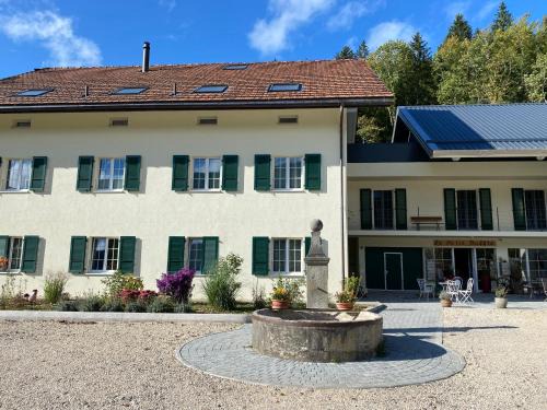 Areuse Apartamento | Vacances à la Ferme des Buffles