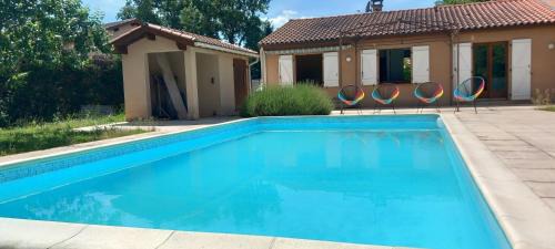 Bressols Casa | Vacances piscine et nature