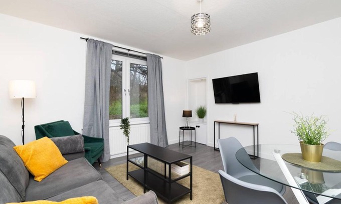 Dunfermline Apartamento | Vacant Nests The Milton Free Wifi