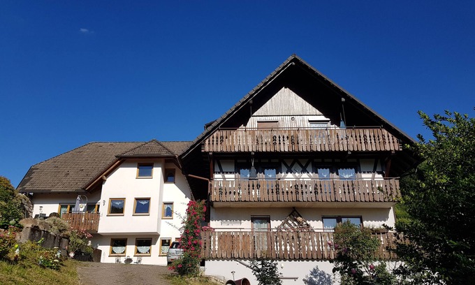 Ottenhofen im Schwarzwald Apartamento | Vacations on the farm:Jägerhof in the Black Forest for families and nature lovers