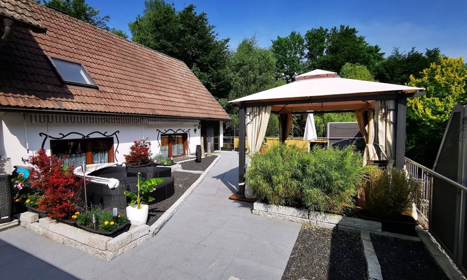 Hunswinkel Apartamento | Vacation apartment "Wald+" incl. fireplace / hot tub near Listertalsperre (within walking distance)