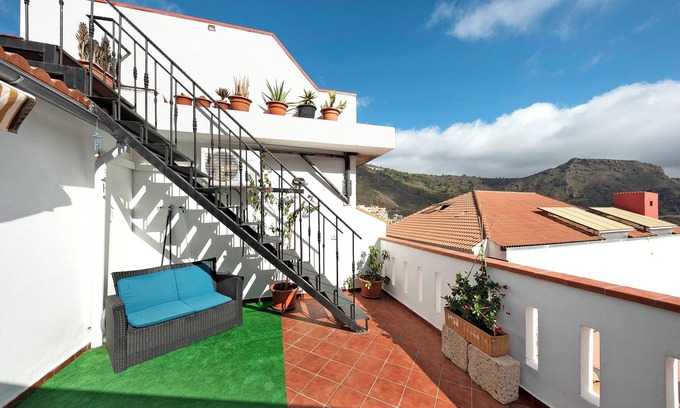 Tamaimo Apartamento | Apartamento de vacaciones 'Ático El Agua' con vistas al mar, Wi-Fi y aire acondicionado