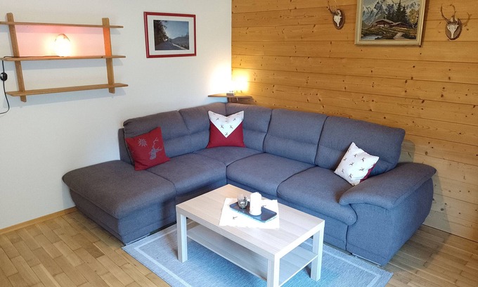 Marktschellenberg Apartamento | Vacation apartment for 4 people with balcony in Haus Blumreit