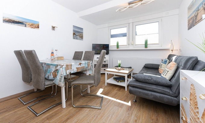 Neuharlingersiel Apartamento | Vacation apartment/apartment for 5 guests with 43m² in Neuharlingersiel (150075)