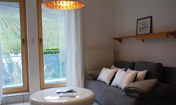 Andel Apartamento | Vacation apartment "Schloßberg" - Roussel - Hotel Restaurant