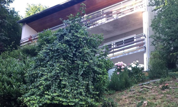 Niederbreitbach Apartamento | Vacation apartment Haus Sonnenschein - apartment/flat, bathtub, 2 bedrooms