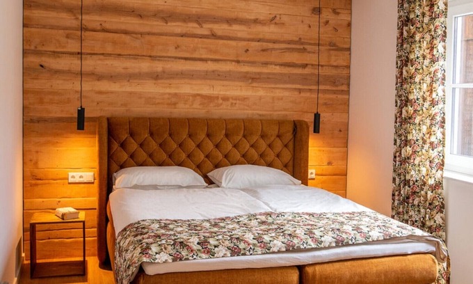 Burg-Dorf Apartamento | Vacation apartment "Burg" (ground floor) - in the four-sided courtyard
