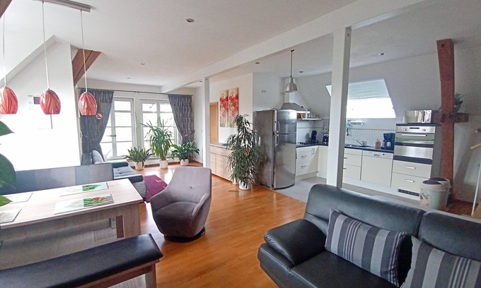 Engelskirchen Apartamento | Vacation apartment in the countryside with good transport connections