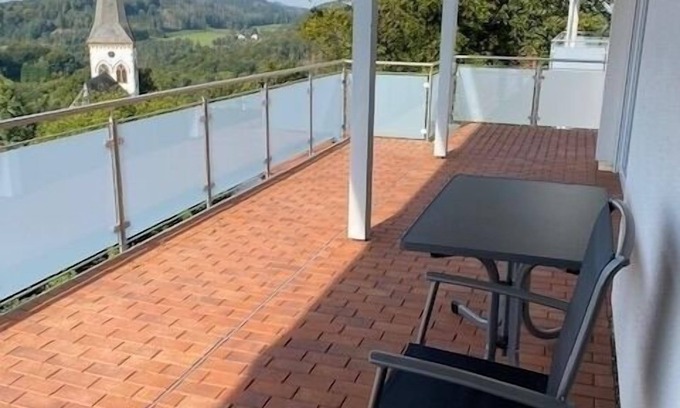 Oerlinghausen Apartamento | Vacation apartment/apartment for 6 guests with 96m² in Oerlinghausen (160570)