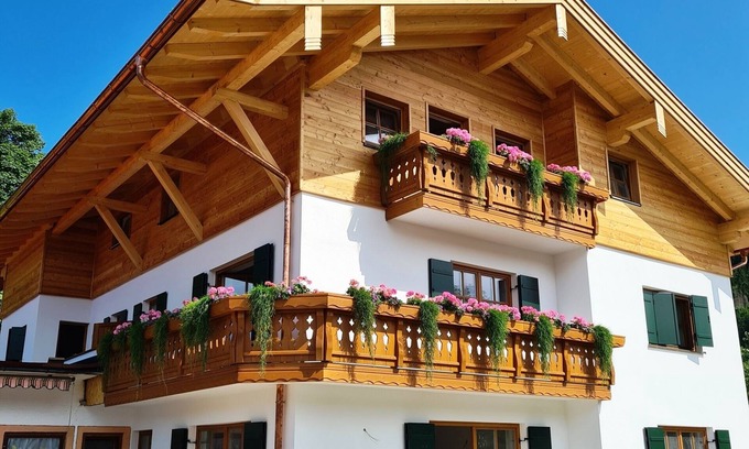 Reit im Winkl Apartamento | Vacation apartment Steinröschen 30 sqm, 1 separate bedroom