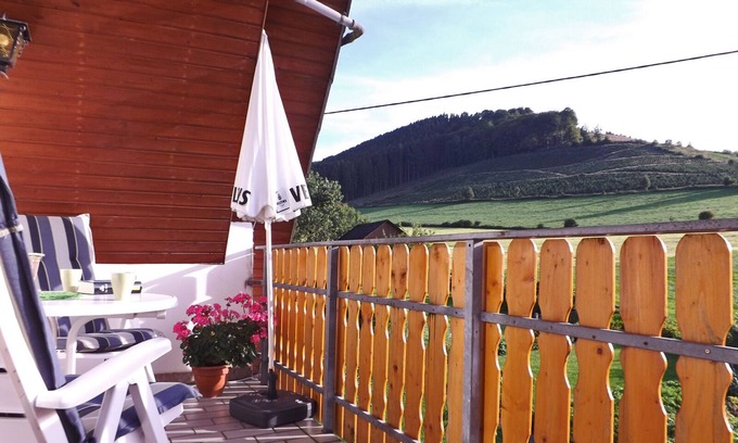 Gellinghausen Apartamento | Vacation apartment Wallensiepen, 90 sqm, 3 bedrooms, max. 6 persons