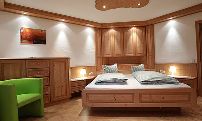 Kuestelberg Apartamento | Vacation apartment 6, 170 sqm, 3 bedrooms, 3 living/bedrooms, terrace, max. 10 persons + 2 children