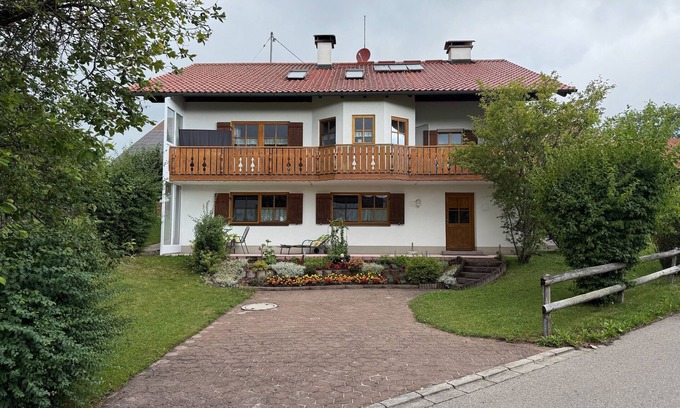 Ingenried Apartamento | Vacation apartment/apartment for 4 guests with 75m² in Ingenried (296910)