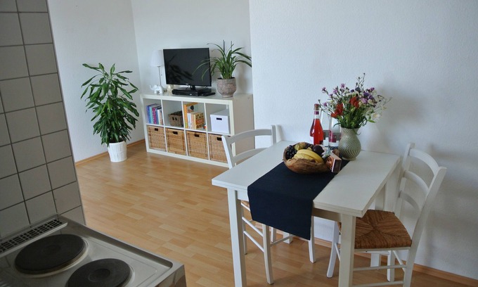 Memprechtshofen Apartamento | holiday apartment/apt. for 2 guests with 28m² in Rheinau (157951)