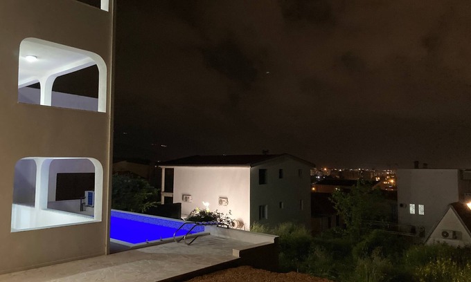 Susanj Apartamento | holiday apartment/apt. for 7 guests with 84m² in bar (160238)