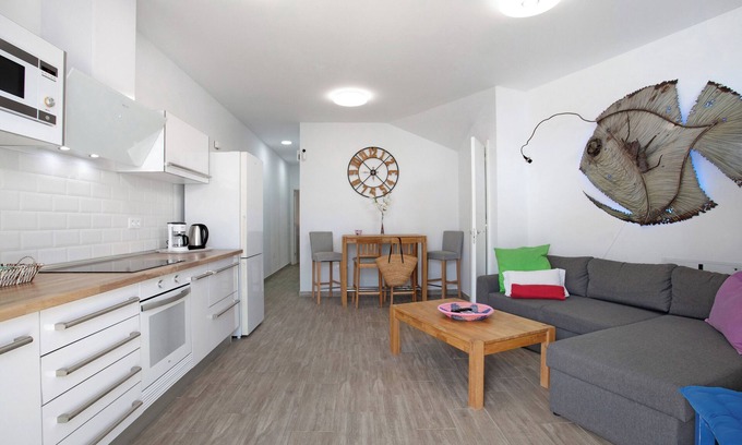 El Cotillo Apartamento | Apartamento de vacaciones 'Cotillo Esencia Tropical' con terraza privada y Wi-Fi