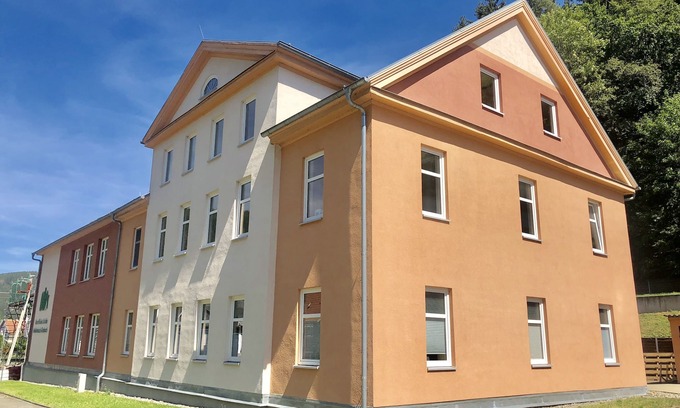 Obstfelderschmiede Apartamento | Vacation apartment Alte Schule Friedrich Fröbel
