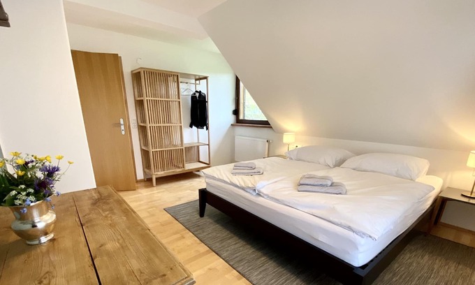 Weilheim Apartamento | Apartment Fellagrün, 60sqm, 2 bedrooms, max. 5 people