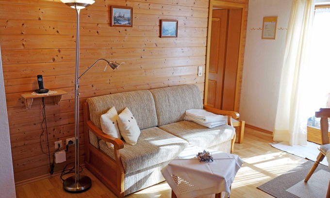 Inzell Apartamento | Apartamento Gamsgogel con vistas a las monta��as y balcón - DEB 031 Apartamentos con vistas a las montañas en Inzell