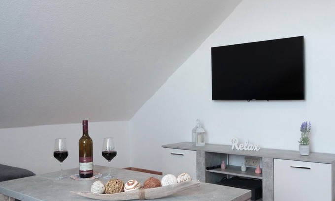 Irsch Apartamento | Vacation apartment Grauschiefer - Weinstube Ferienwohnungen Johann Benzschawel