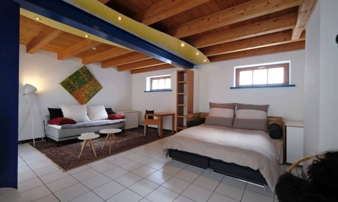 Altrip Condominio | Holiday apartment in a charming half-timbered house with style.