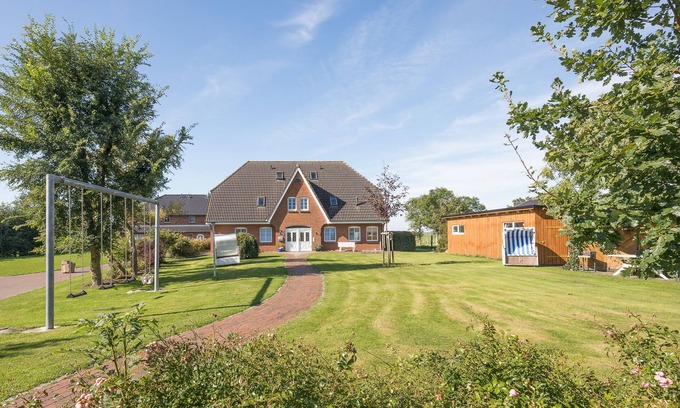 West Husum Apartamento | Vacation apartment Maashof Schimmelreiter in Husum for up to 4 people