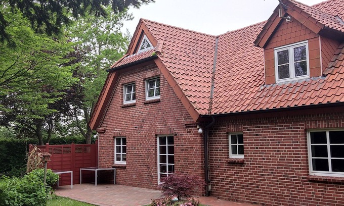 Tetenbull Apartamento | Vacation apartment on the North Sea with terrace and garden