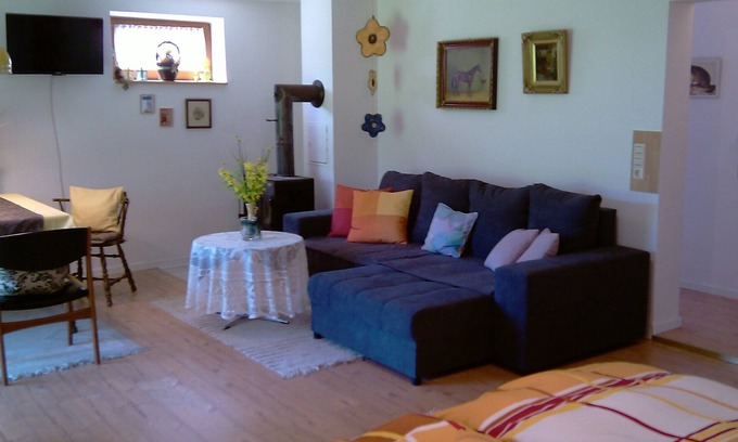 Gemarkung Tieringen Apartamento | Apartamento en la Jura de Suabia en zona de borde con vistas panorámicas