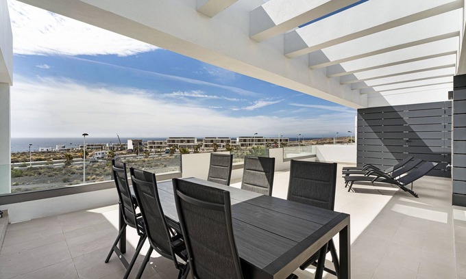 Los Gavilanes Apartamento | Apartamento de vacaciones 'Paraiso En Abades' con vistas al mar, Wi-Fi y aire acondicionado