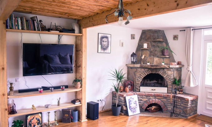 Viseu de Sus Casa | Vacation apartment on a farm
