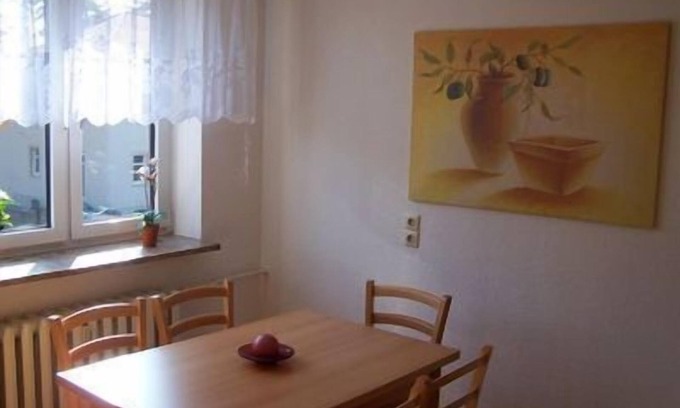 Großzschachwitz Apartamento | Vacation apartment with 3 separate bedrooms