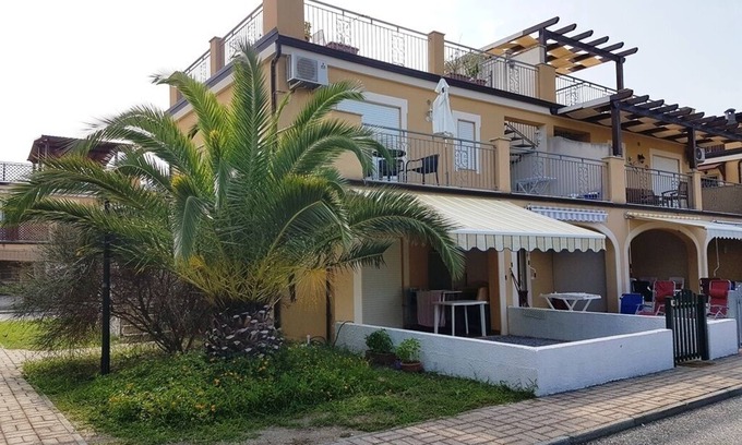 Contrada Difesa II VV Apartamento | Vacation apartment with terrace, near Pizzo beach 500m, Southern Italy/Calabria
