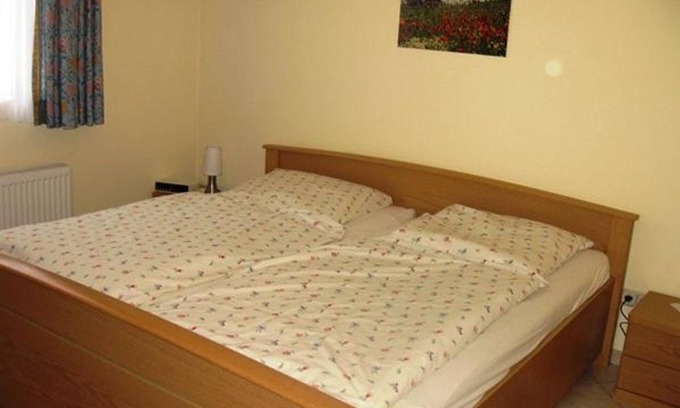 Emmerthal Cama Y Desayuno | Vacation apartment Zur Eiche - Müllers Hof vacation apartments/guesthouse