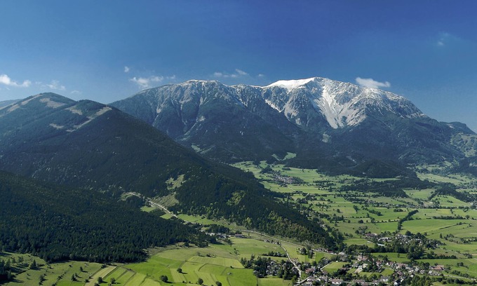 Puchberg Am Schneeberg Casa | Vacation home "Schneebergdomizil" in Puchberg, high mountains & Vienna