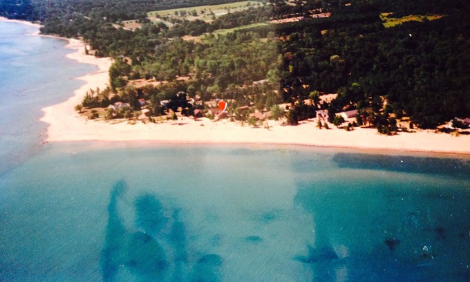 Port Sanilac Casa | ¡Vacaciones en la mejor playa de Port Sanilac! Alquiler de playa orientado a la familia.