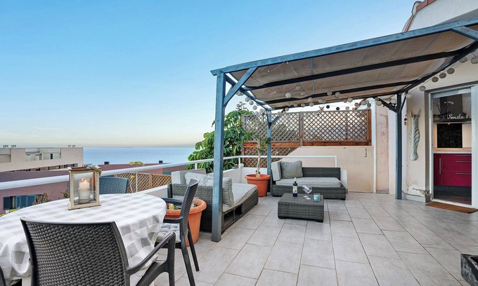 Acoran Casa | Casa de vacaciones 'Bahía Del Amanecer' con vistas al mar, terraza privada y Wi-Fi