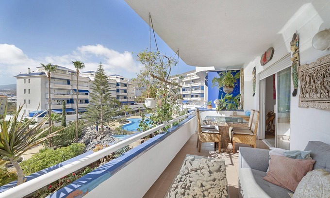 Los Cristianos Apartamento | Vacaciones 'Graciosa' con vistas al mar, terraza privada y Wi-Fi