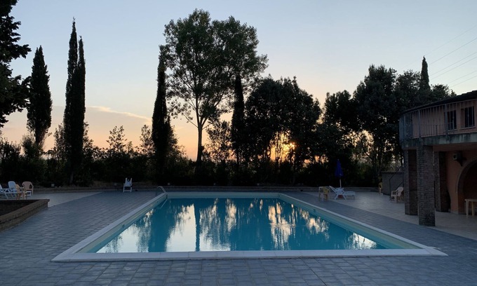 Campiglia Marittima Condominio | Vacation house with pool and garden
