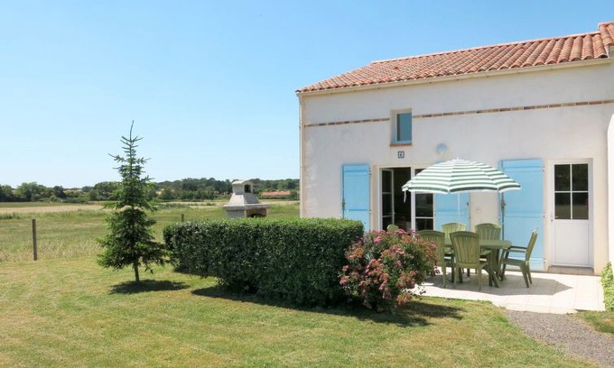 Saint-Vincent-sur-Jard Casa | Vacation home Islatte Nature et Mer (SVJ100) in Jard Sur Mer - 6 persons, 3 bedrooms