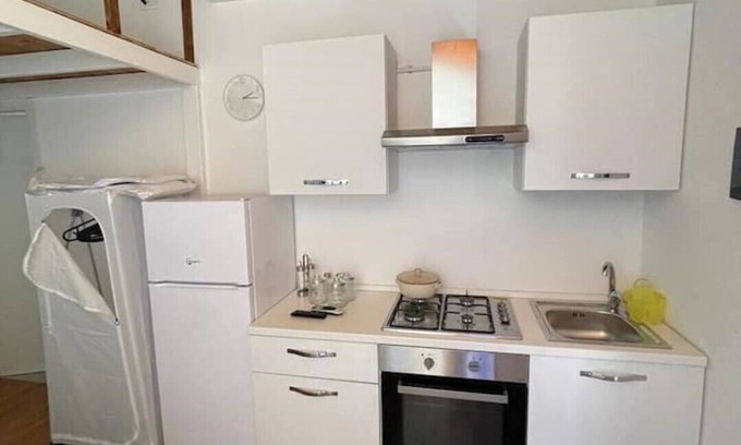 Ognina Apartamento | Vacation home Andreina (the wisteria)