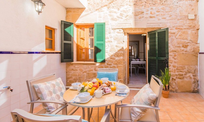 Casco antiguo de Alcudia Chalet De Esquí | Casa de vacaciones Barbera en Alcudia