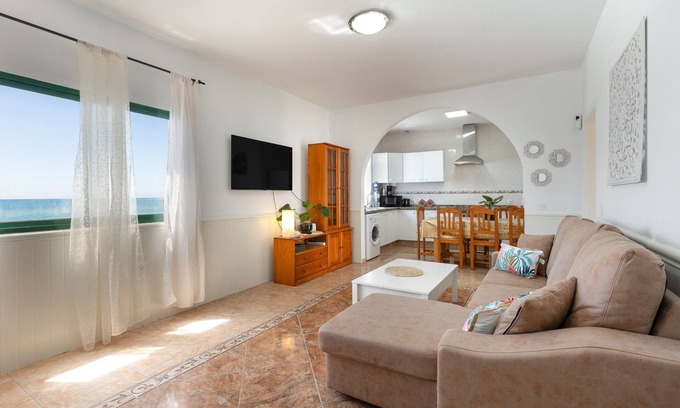 Pájara Casa | Casa de vacaciones 'Buganvilla' con vistas al mar y Wi-Fi