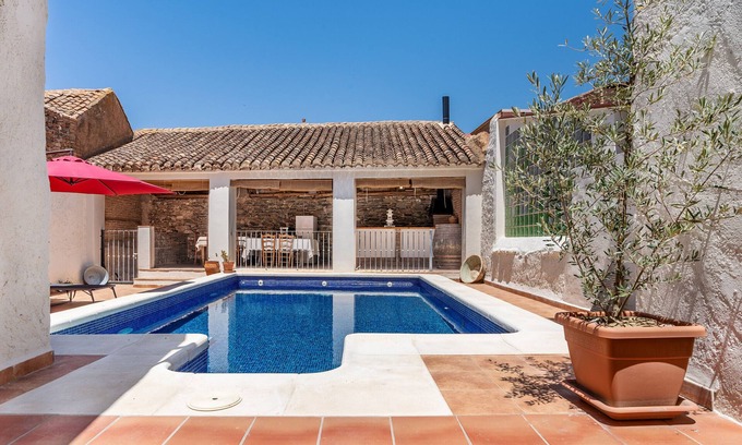 Nigüelas Casa | Casa de vacaciones "Casa Juan Y Loli" con vistas a la montaña, piscina privada y Wi-Fi