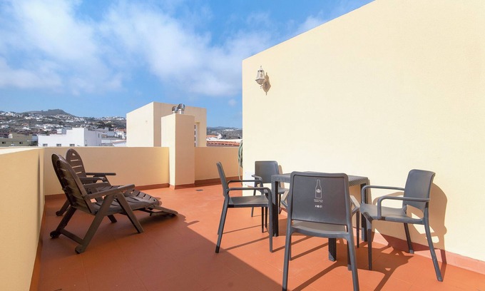 Firgas Casa | Casa de vacaciones "Casa Lucía" con vistas al mar, terraza privada y Wi-Fi