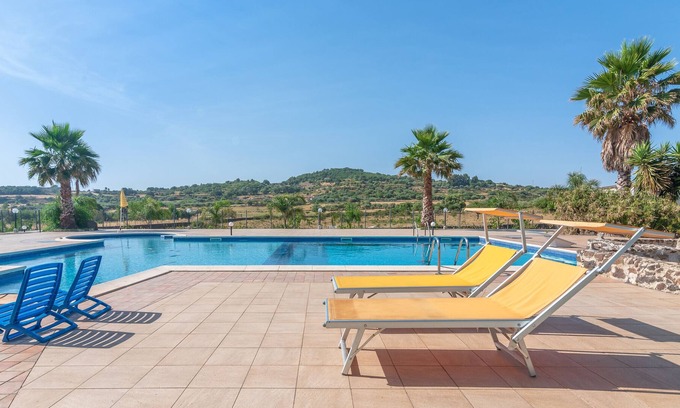 Melilli Casa | Casa de Vacaciones "Casa Mariaroberta" con piscina compartida, bañera de hidromasaje y Wi-Fi