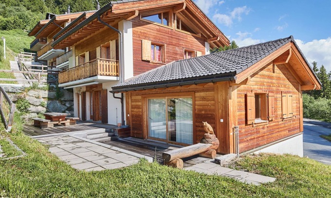 Vex Casa | Casa de vacaciones Hiboux by Interhome